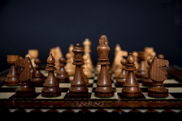 Wereld van bordspellen: strategieën, geschiedenis, populaire keuzes en educatieve mogelijkheden
